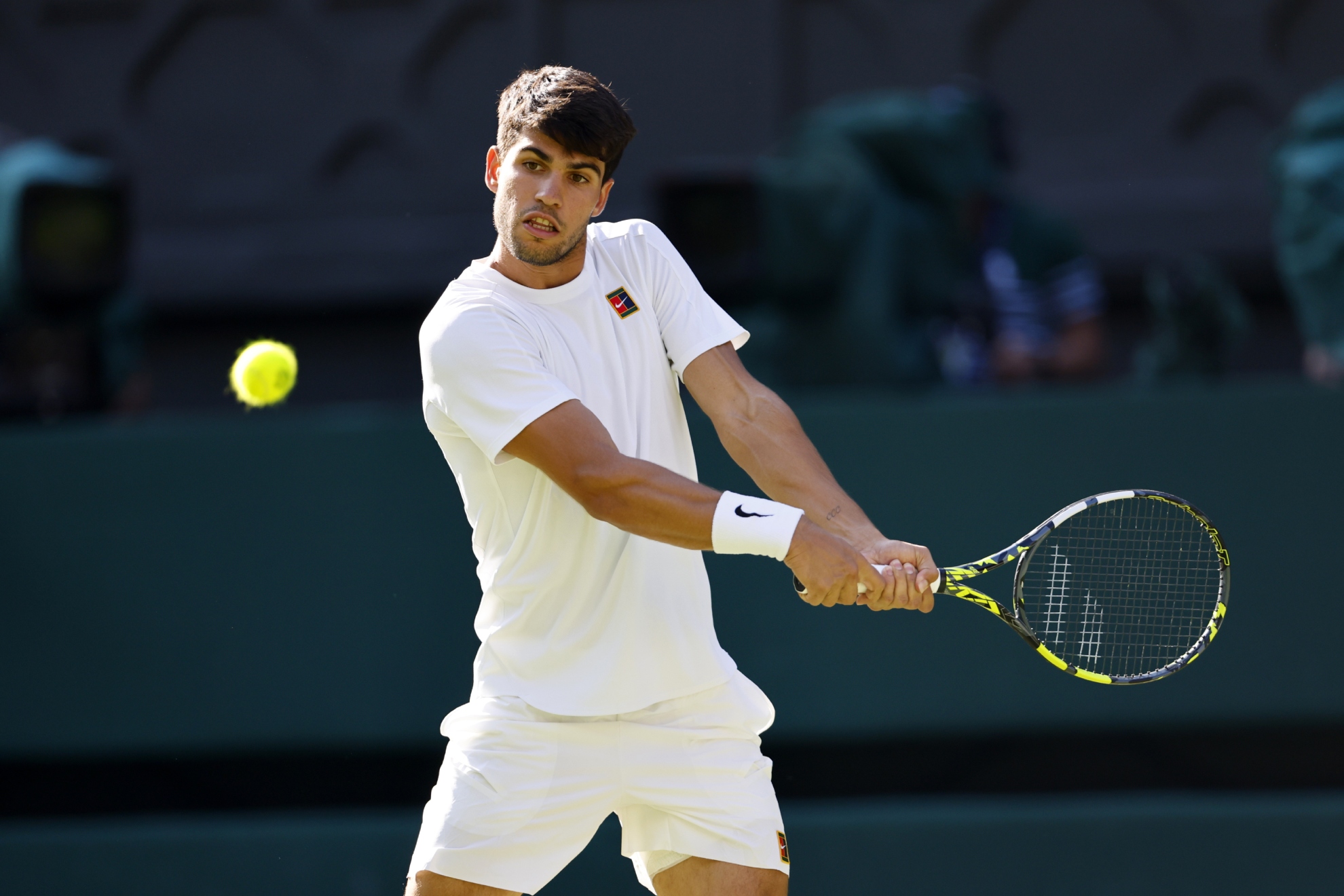 Alkaraz udara loptu protiv Jan Lennard Struff.