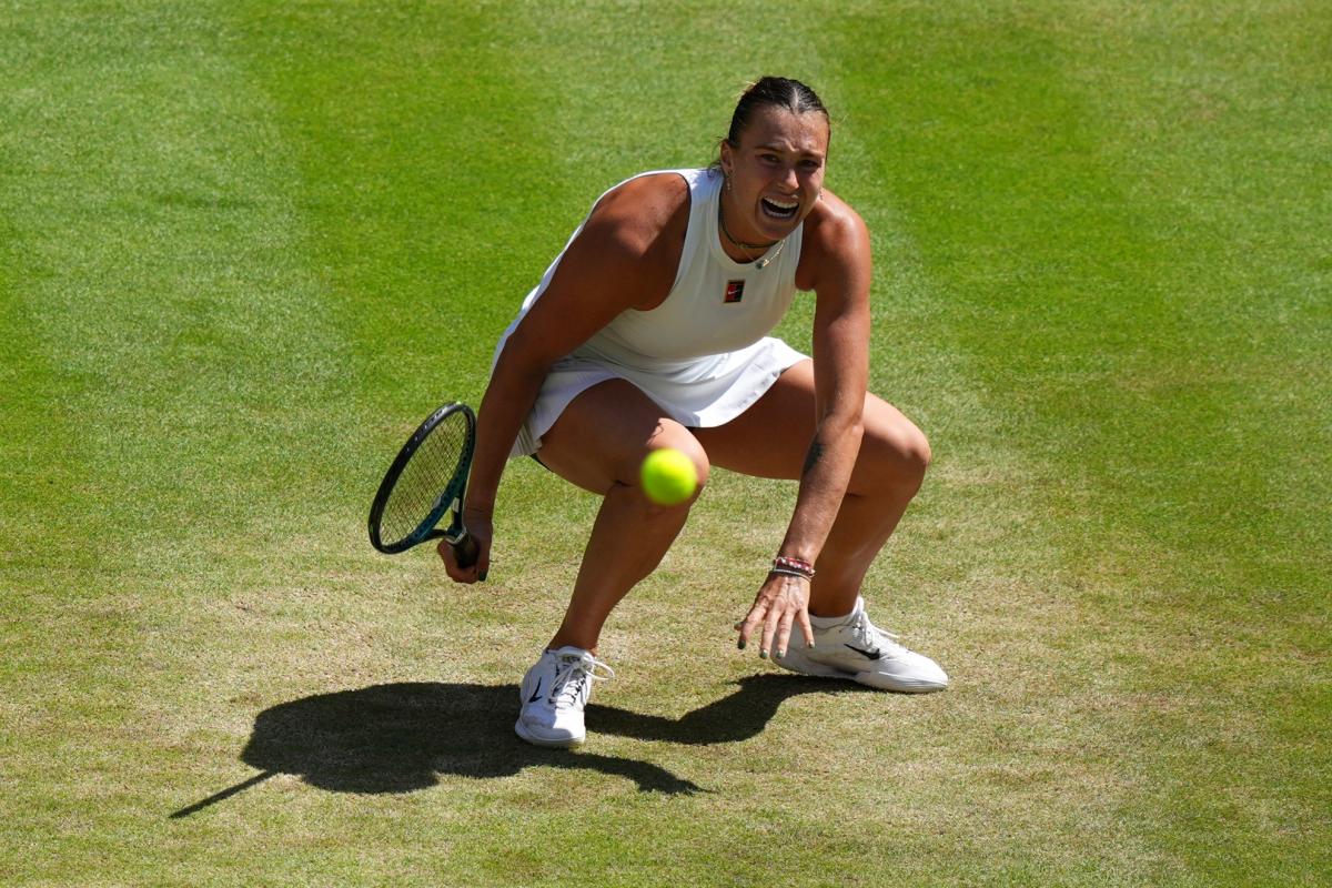 Sabalenka pada na Vimbldonu, a Anisimova pogađa petardu