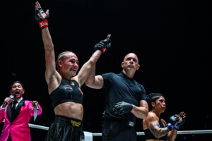 Martina Kierczynska Sintija Flores ONE Fight Night 33 5