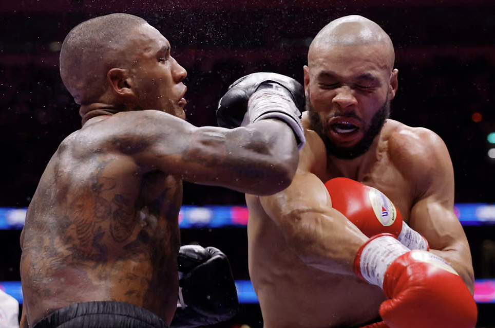 Benn kaže Eubank Jr. Pokušava da izbegne revanš