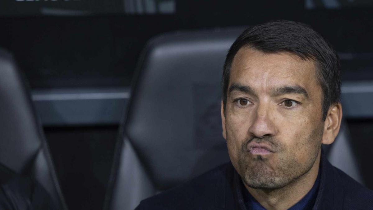Đovani van Bronckhorst potpisao za Liverpul