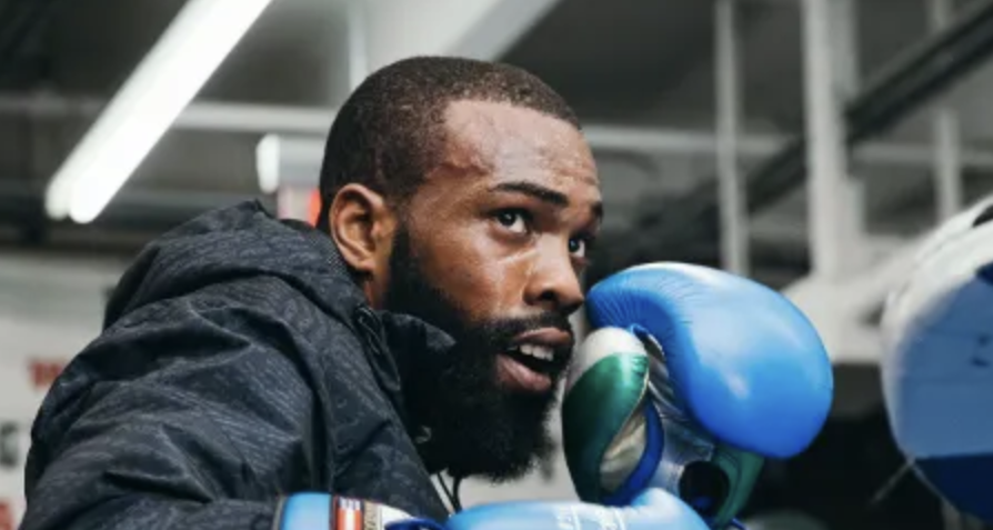 Gari Russell Jr. pravi svoj povratak na Pakuiao vs. Barrios kartica