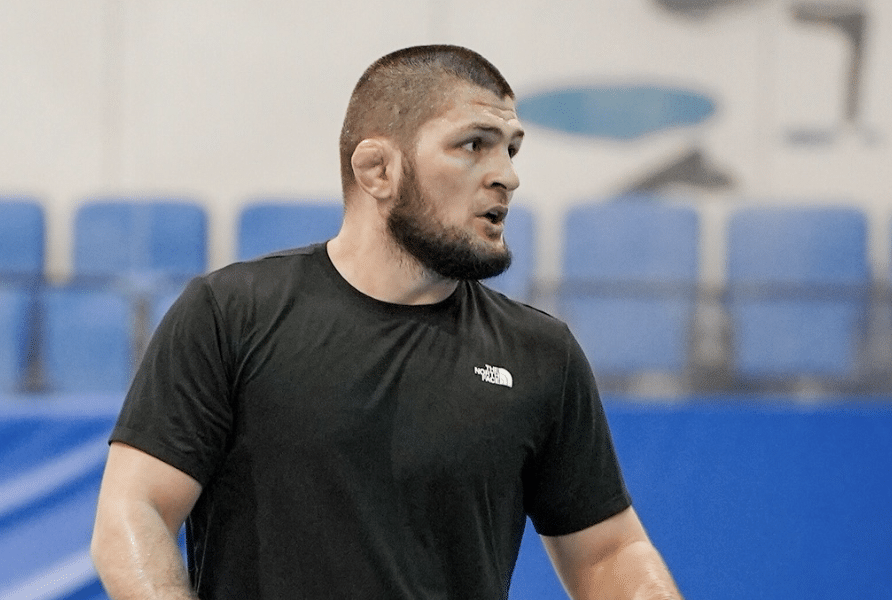 Khabib dovodi u pitanje nasleđe Jona Jonesa