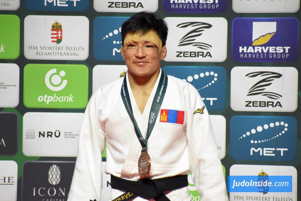 Niotkuda do zvezde u mongolskom džudou: Žumanca Kazirbiek