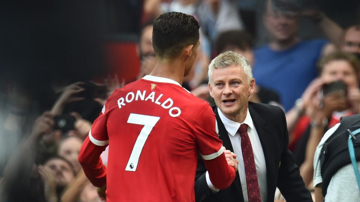 MU: Old Trafford prodavnica zabranjuje CR7 flocking
