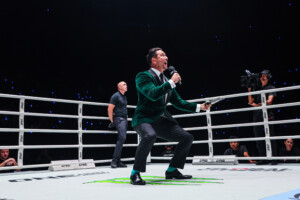 Džeki Buntan vs Stela Hemetsberger 21