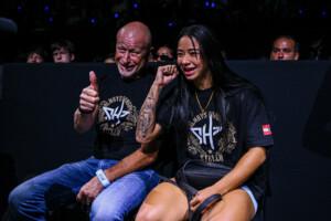 Džeki Buntan vs Stela Hemetsberger 30