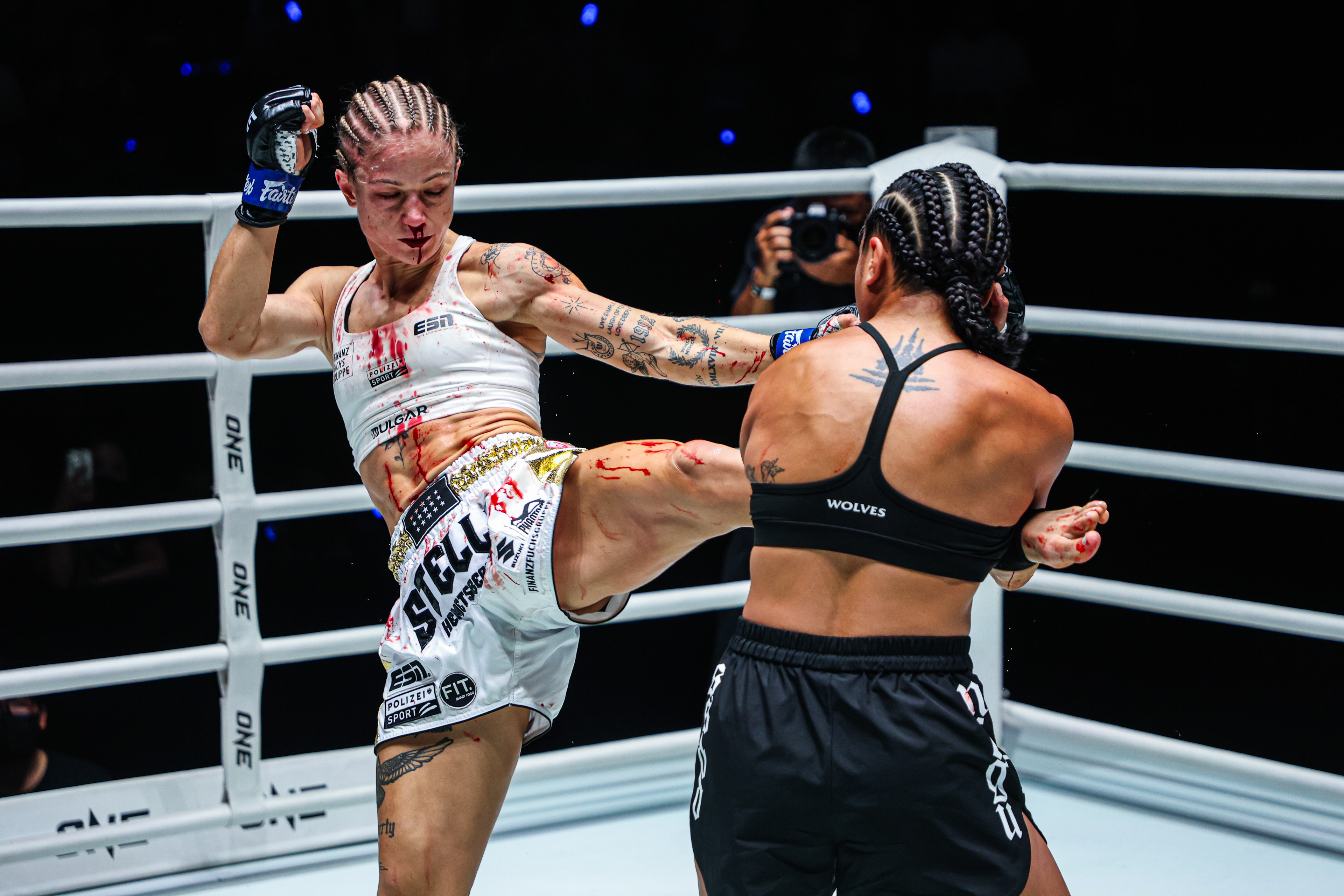 Jackie Buntan vs Stella Hemetsberger 15.jpg