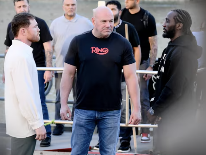 Navijači reaguju na Canelo vs. Cravford Face-Off