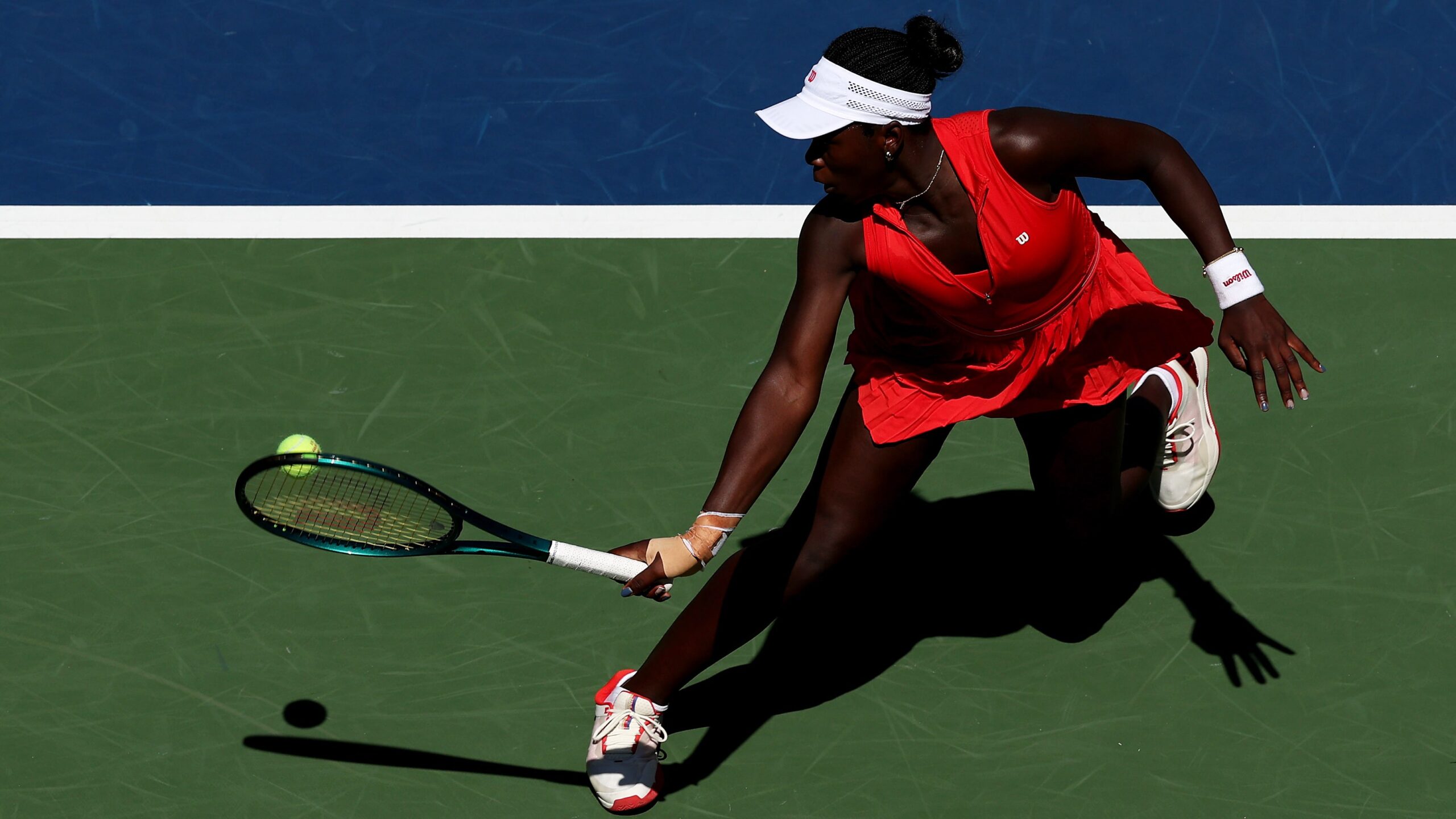Geared Up: Victoria Mboko okreće glave u svim Vilson
