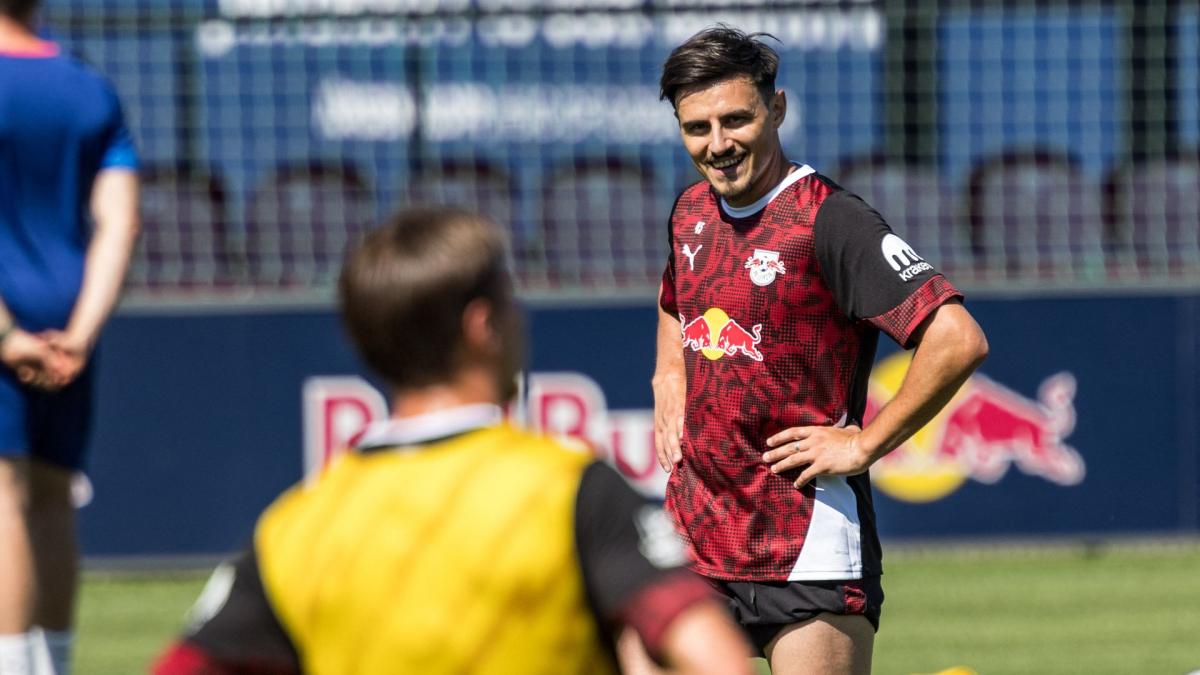 Eljif Elmas se vraća u Napoli