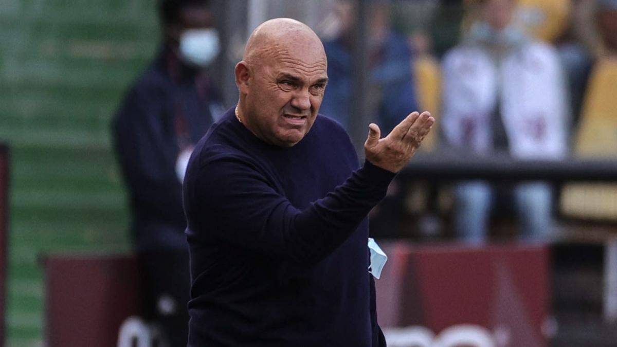 Liga 1: Frederik Antoneti's monumental charge on Marcelo Bielsa