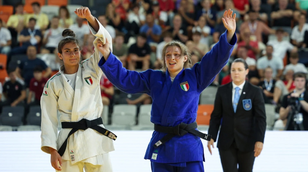 Zlatna slava za Italiju kao Gaia Stella i Finestrone okrenuti tabelu medalja