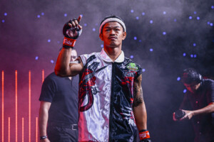 Aslamjon Ortikov Kongthoranee Sor SommaiONE borba noć 36 5