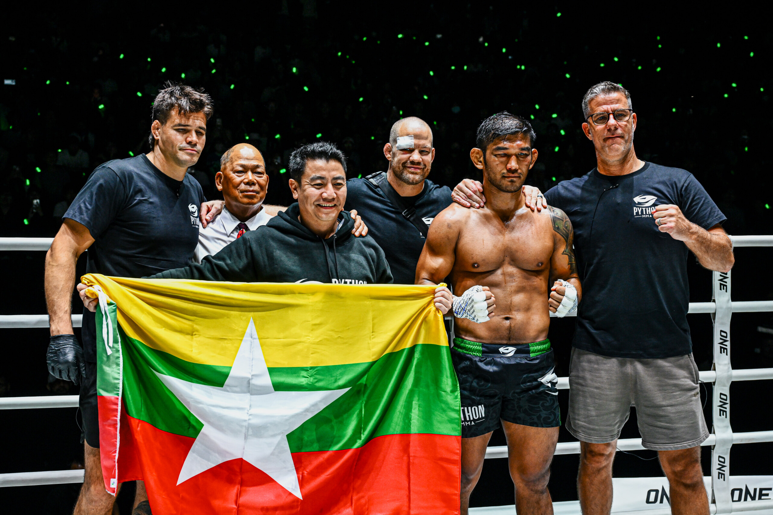 Aung La N Sang Zebaztian Kadestam ONE Fight Night 36 13