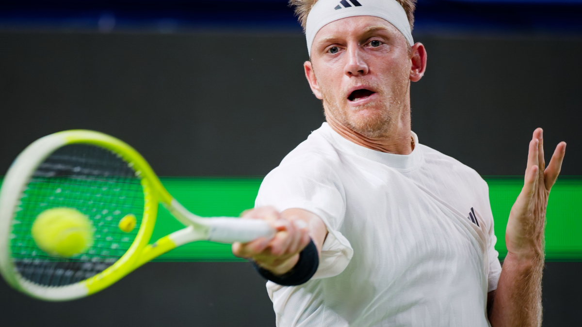 Alehandro Davidovič se vraća u četvrtfinale ATP-a u Briselu