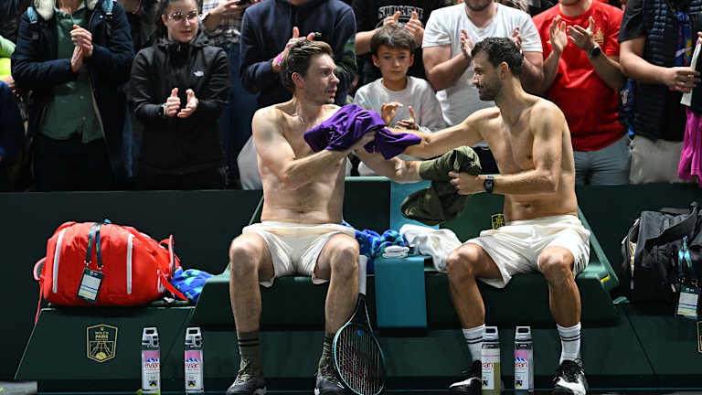 Mahut i Dimitrov su razmenili majice nakon što su zajedno delili teren.