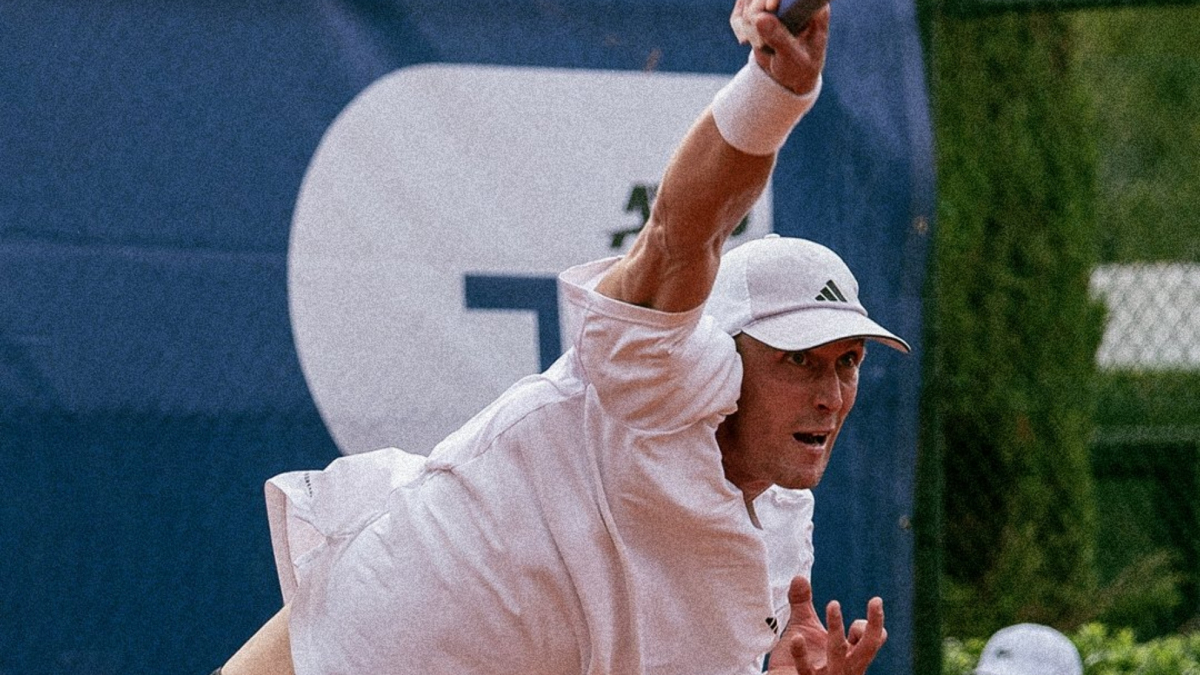 Jan Choinski podigao Faulcombridge kup u Valensiji protiv Mikruta