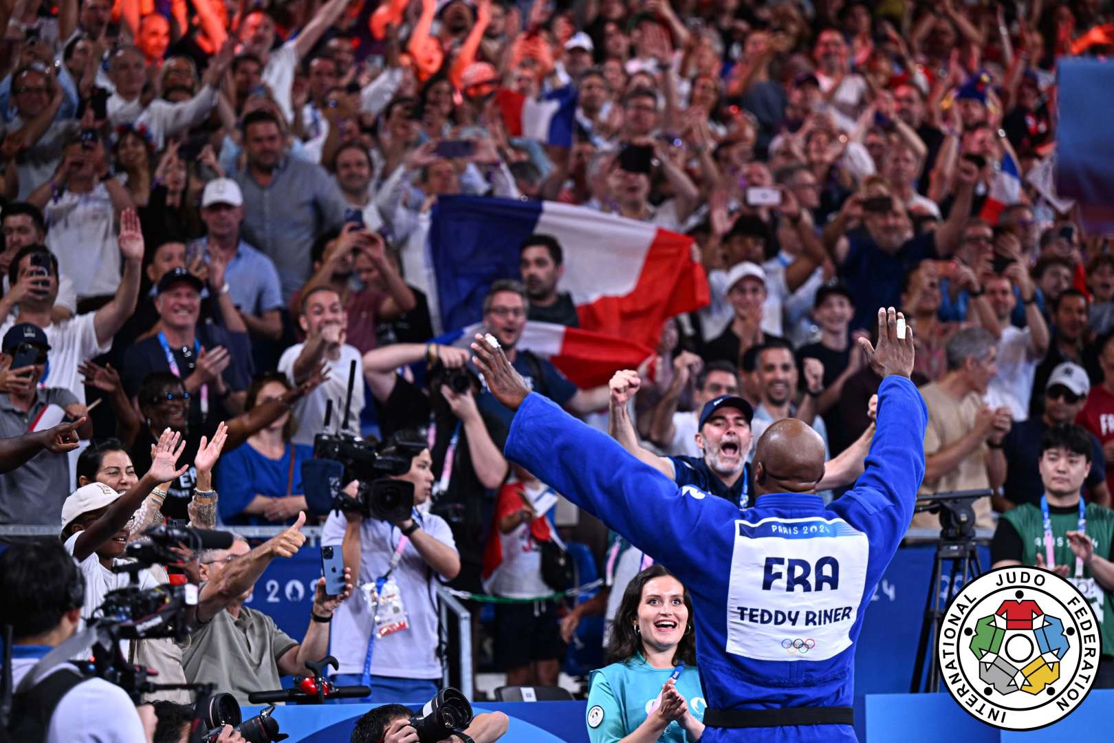 Kako tehnologija poboljšava angažovanje navijača u sportovima kao što je džudo