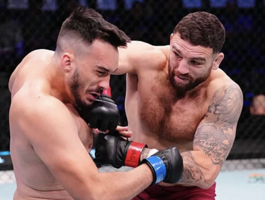 Luke Fernandez obezbeđuje jedan od najbržih nokauta u Dana Vhite je Contender Series