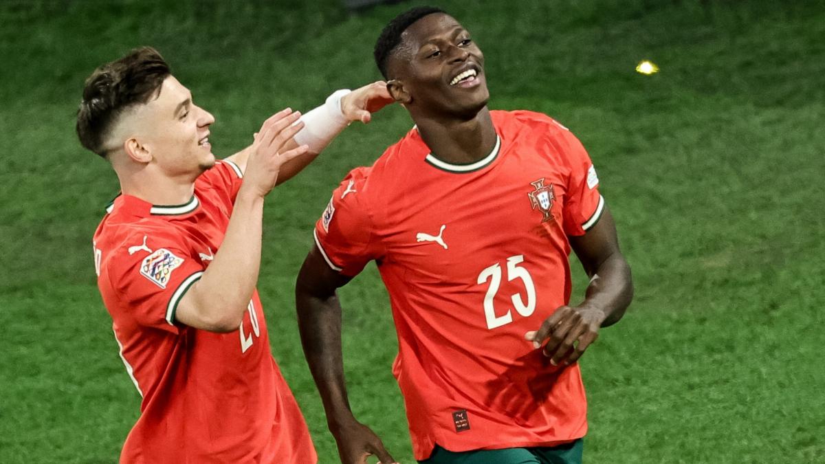 PSŽ: Luis Enrike je promenio Nuno Mendes