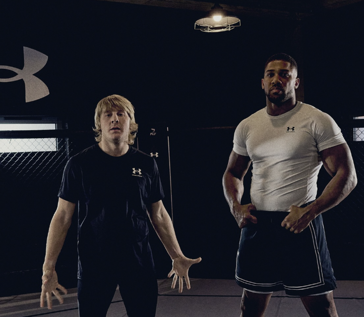 Pimblett guši Joshua tokom grappling sesije