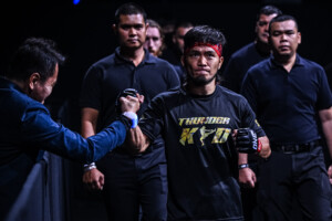 Lito Adivang Mauro Mastromarini ONE Fight Night 37 4