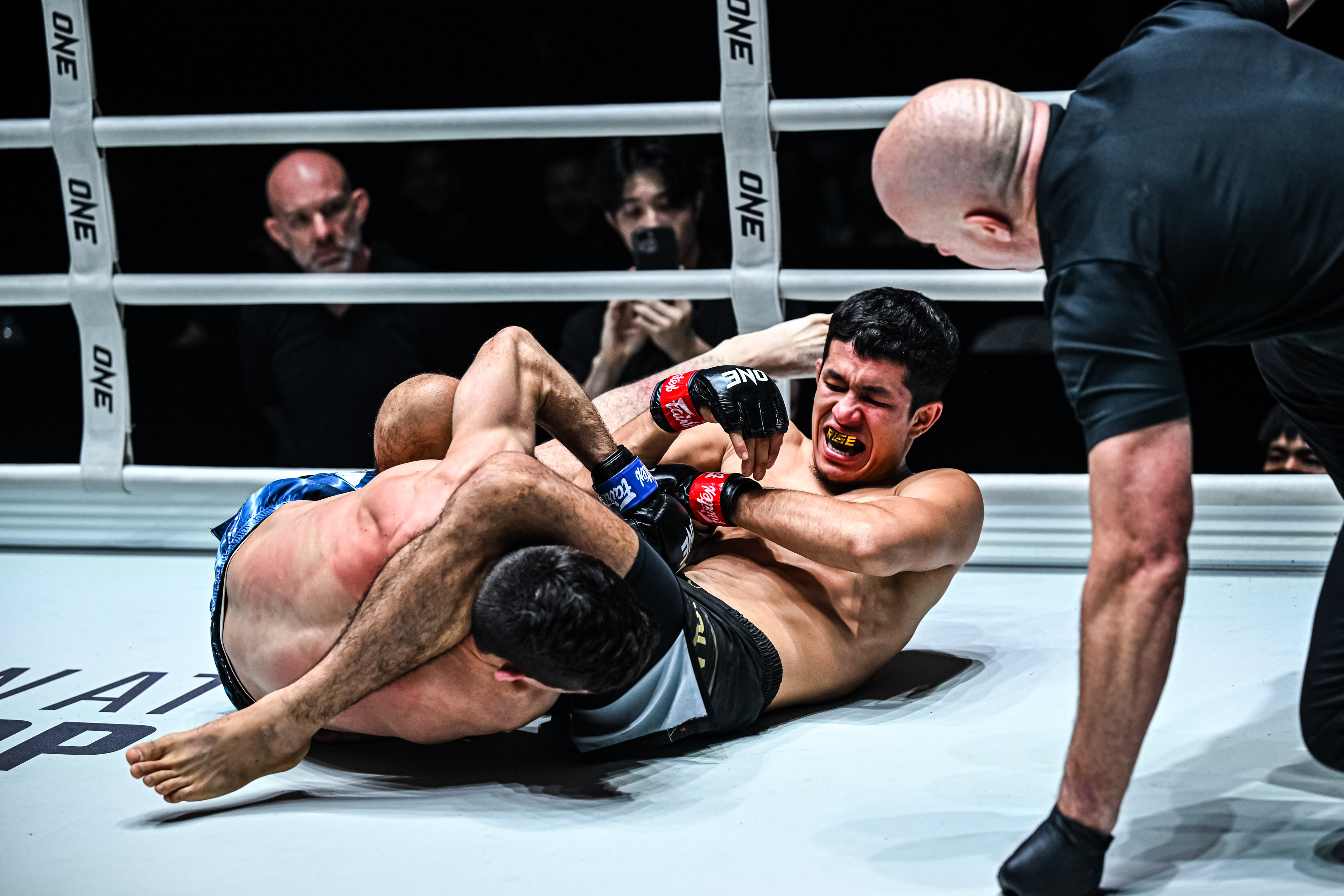Avazbek Kholmirzaev Willie van Rooyen ONE Fight Night 37 9.jpg