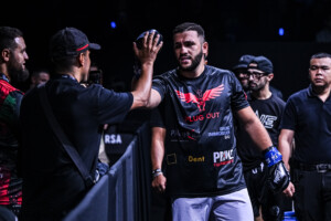 Samet Agdeve Roman Kriklia ONE Fight Night 37 4