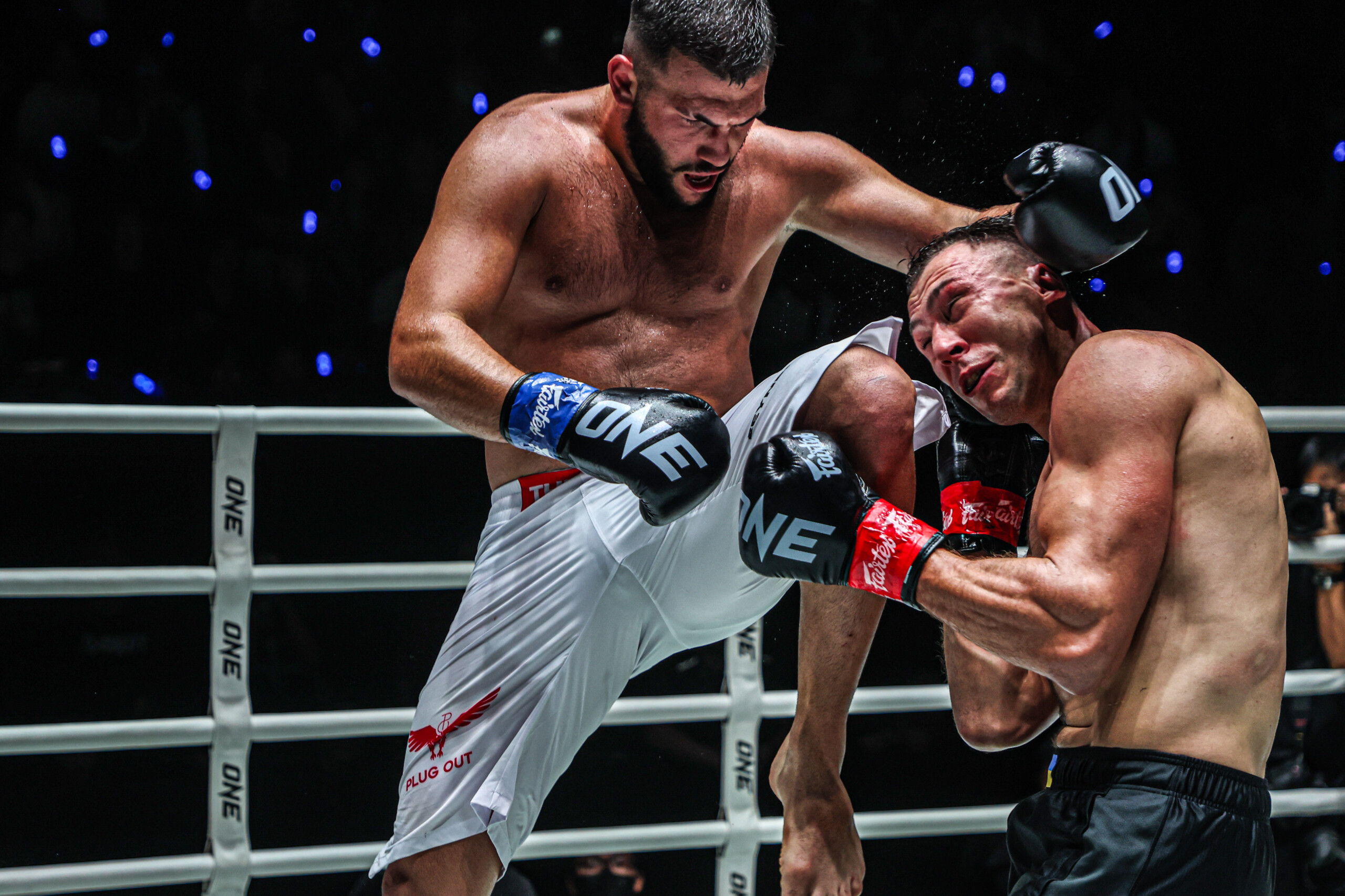 Samet Agdeve Roman Kryklia ONE Fight Night 37 26