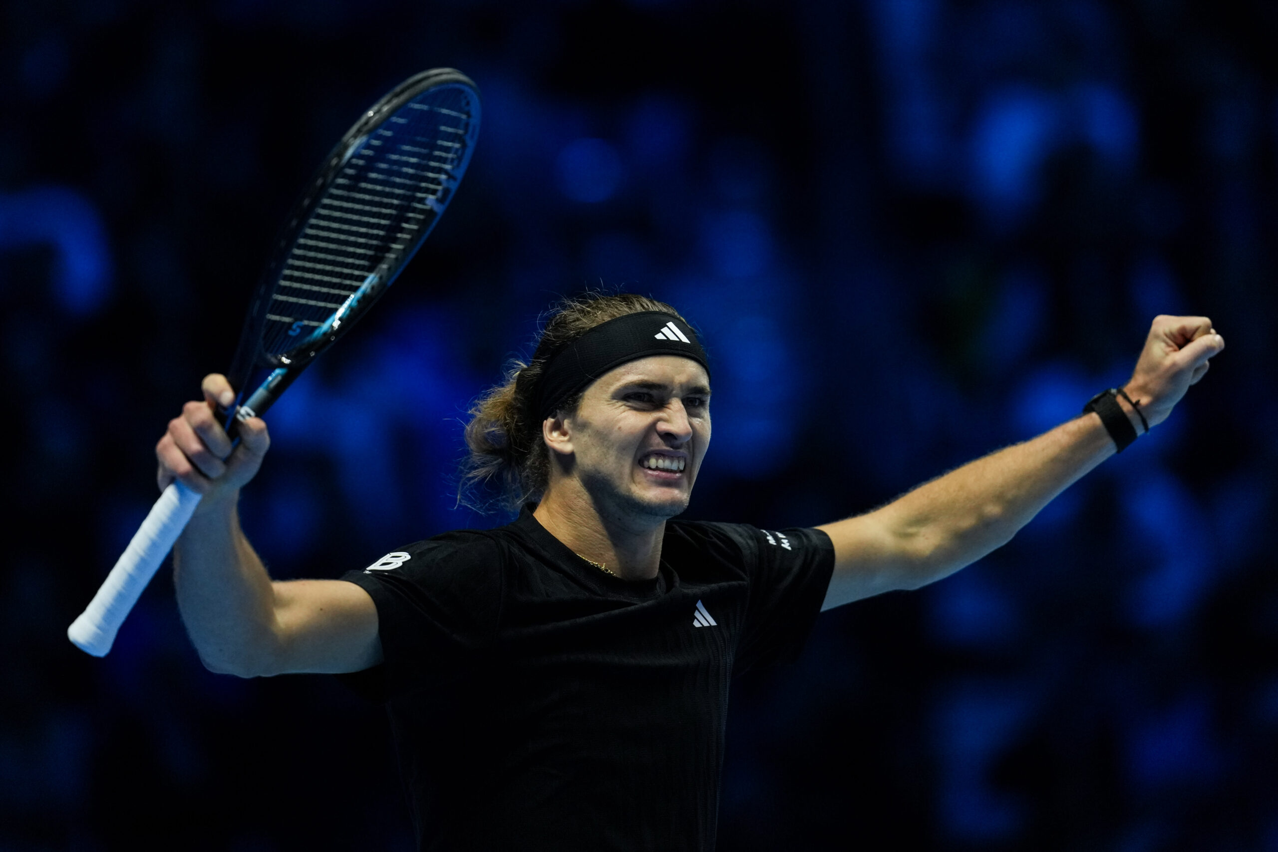 Aleksandar Zverev otvara potragu za trećom ATP Finals titulom pobedom nad Benom Šeltonom