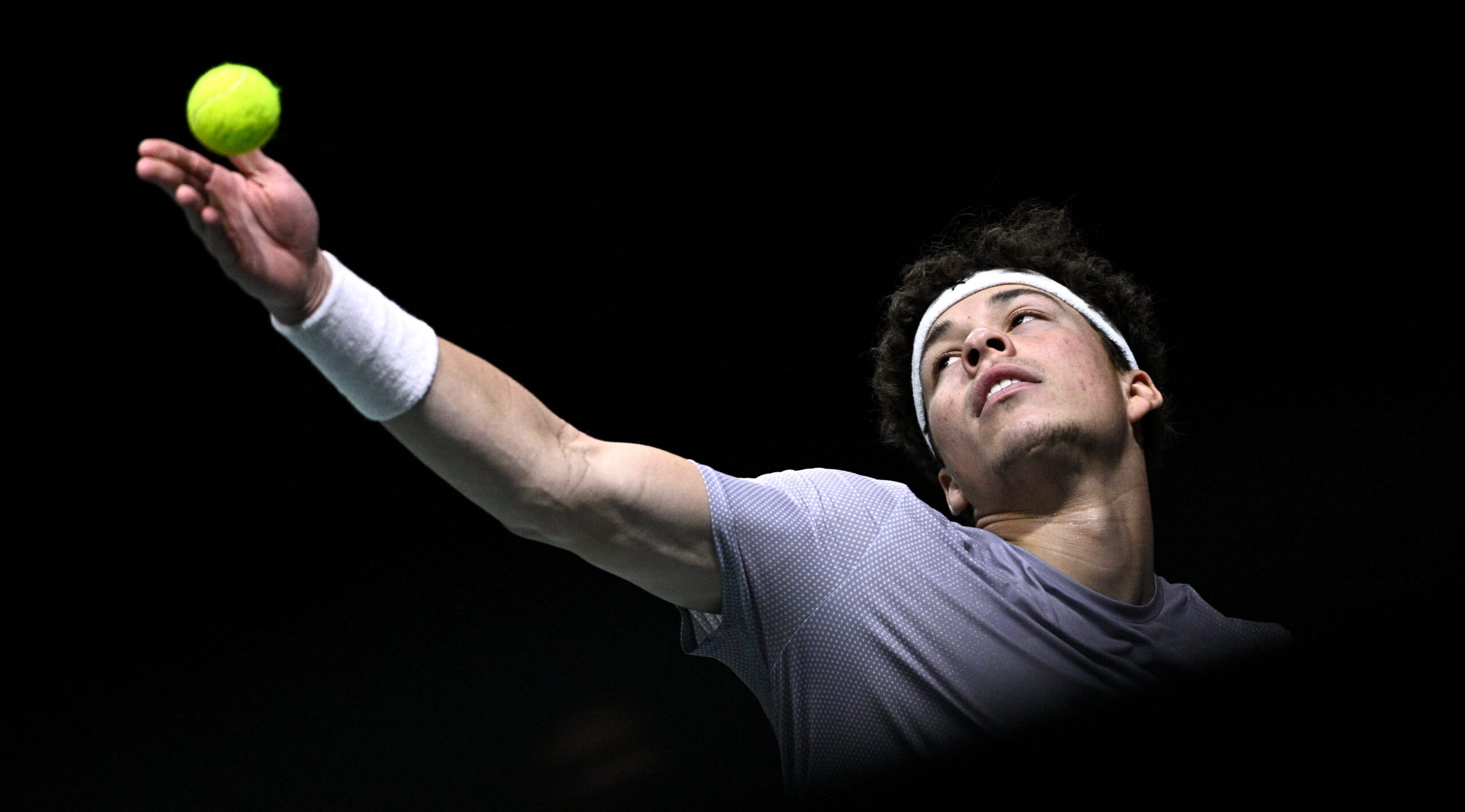 Ben Šelton pogađa novu karijeru-visok rang broj 5, samo treći levak da bude rangiran u ATP Top 5 ovog veka