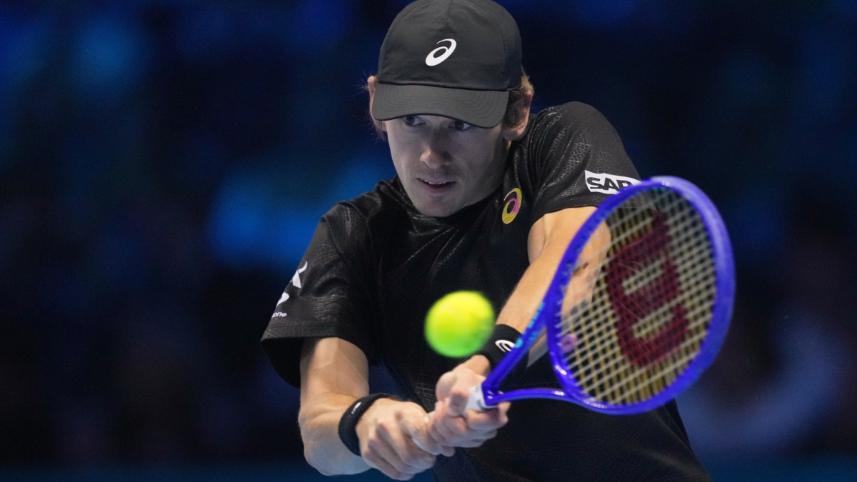 De Minaur neutrališe Fritzovu moć i kvalifikuje Alkaraza za polufinale ATP finala