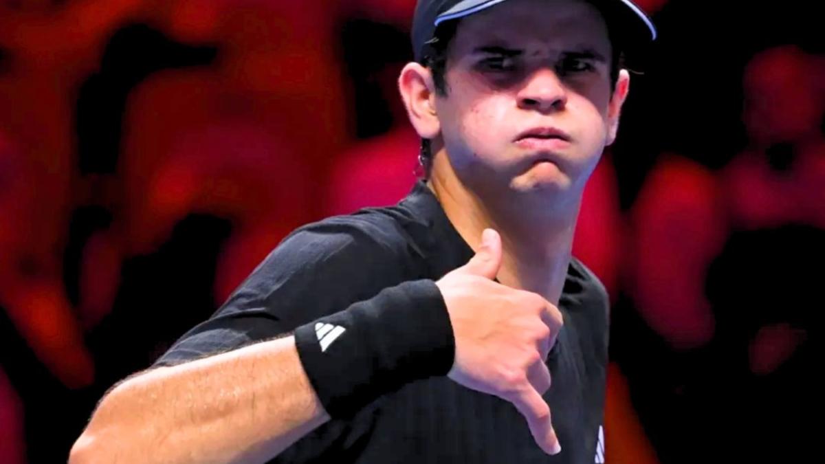 Rafa Jodar pobedio u bratoubilačkom duelu protiv Martina Landalucea u tri seta i približava se polufinalu