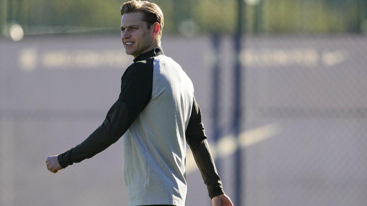 Barsa: Frenkie de Jong iz sukoba protiv Atletika
