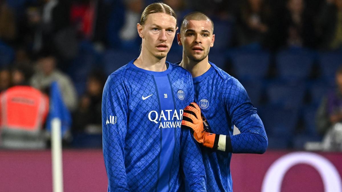 PSŽ: Luis Enrike izbegava pitanje o Matveju Safonovu