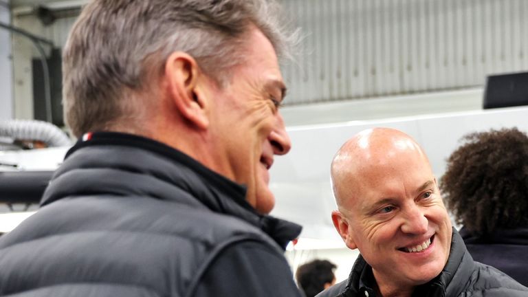 Cadillac šef tima Graeme Lowdon (L) i izvršni direktor Dan Towriss