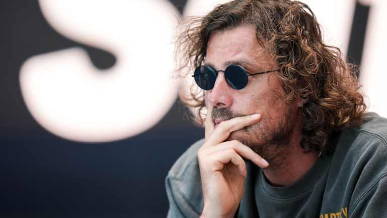 Bivši svetski broj 1 Marat Safin osvojio je svoju drugu grend slem titulu na Otvorenom prvenstvu Australije 2005.