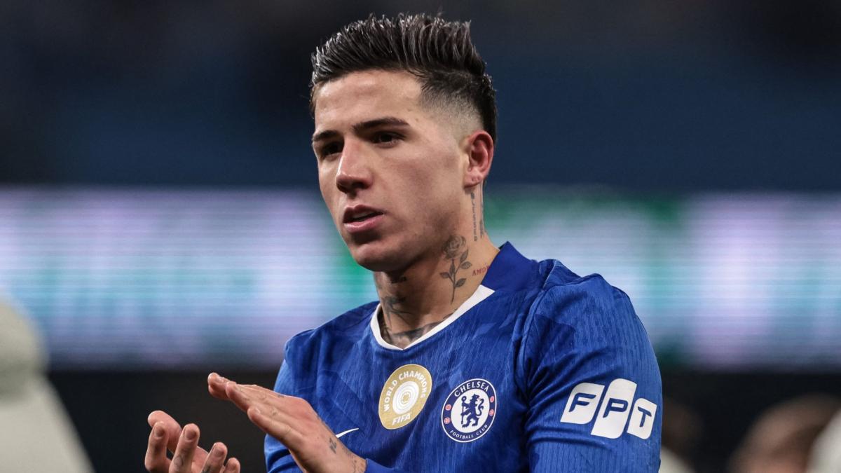 Čelsi: Liam Rosenior odgovara na glasine o Enzu Fernandezu