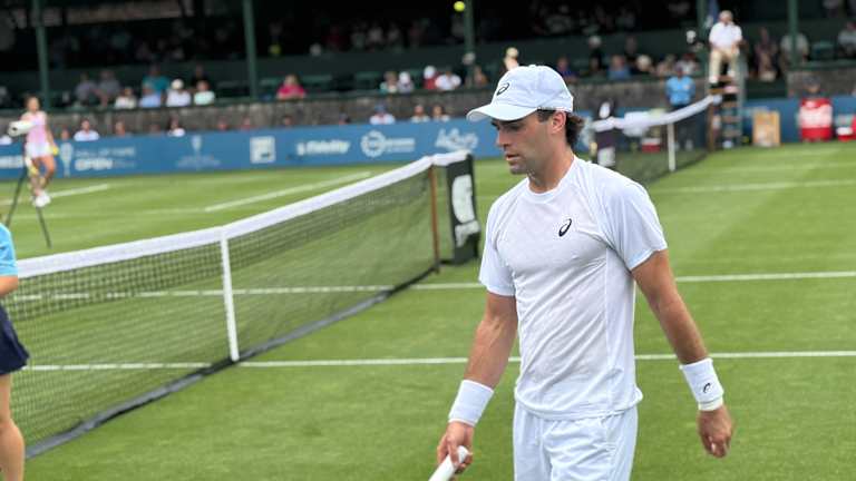 Spizzirri tokom Hall of Fame Opena u Njuportu, jedan od 19 ATP Challenger Tour stanica je napravio u 2025.