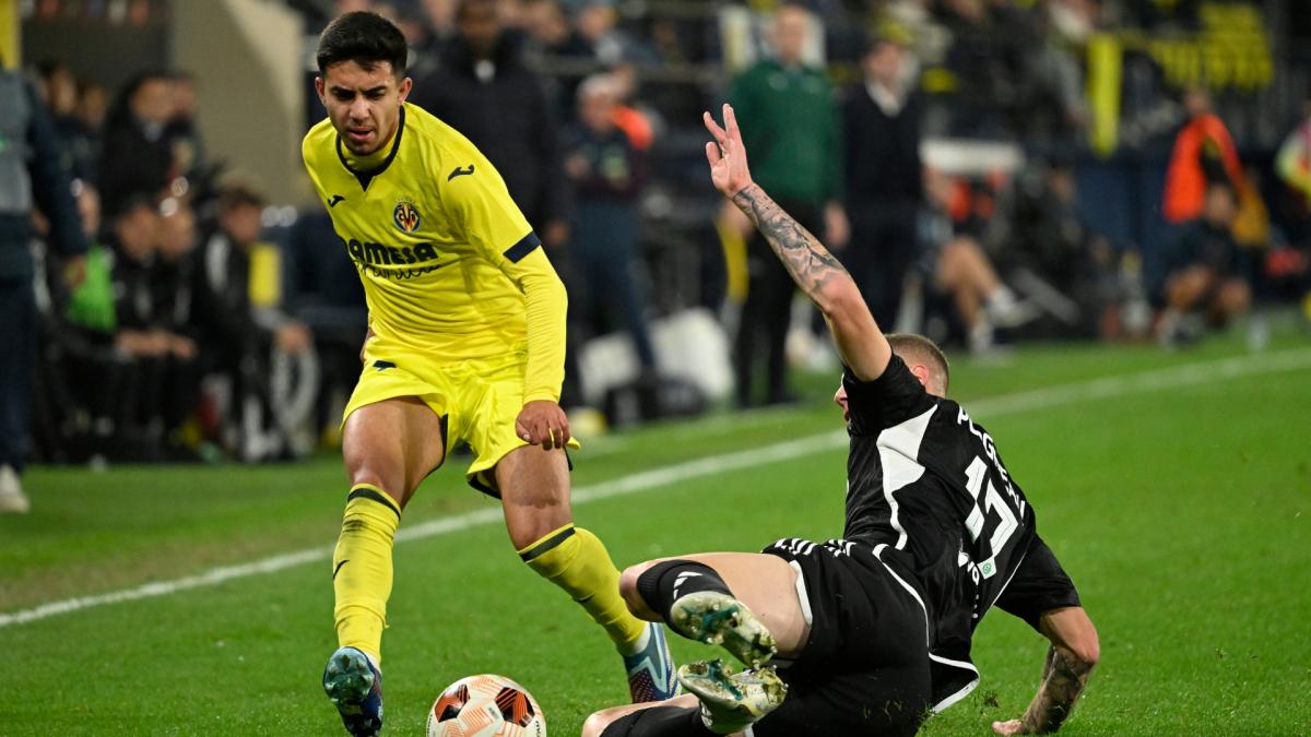 Ilias Akhomach menja klubove!