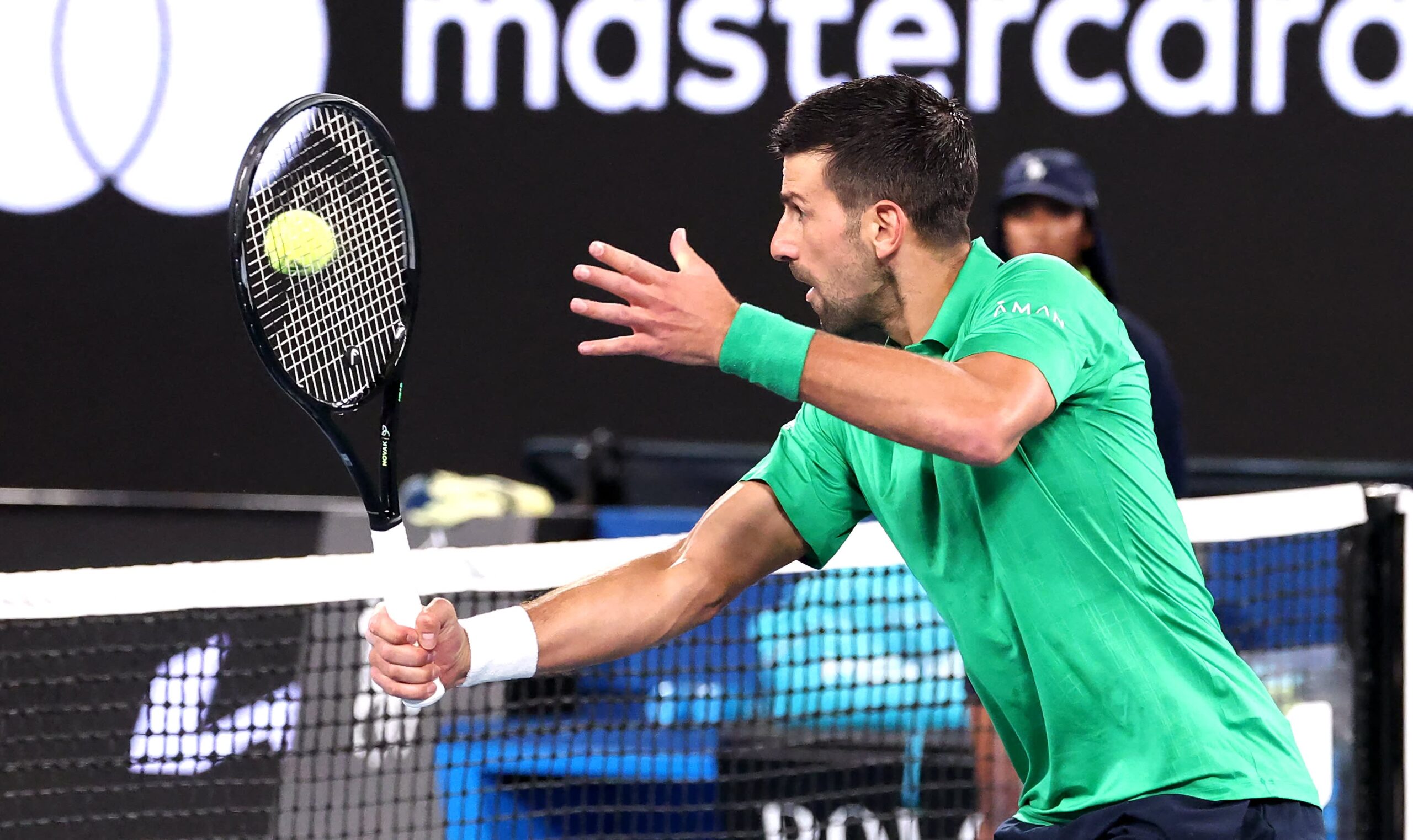 Novak Đoković je upravo postao prvi teniser koji je pobedio 100 mečeva na tri različita grend slema