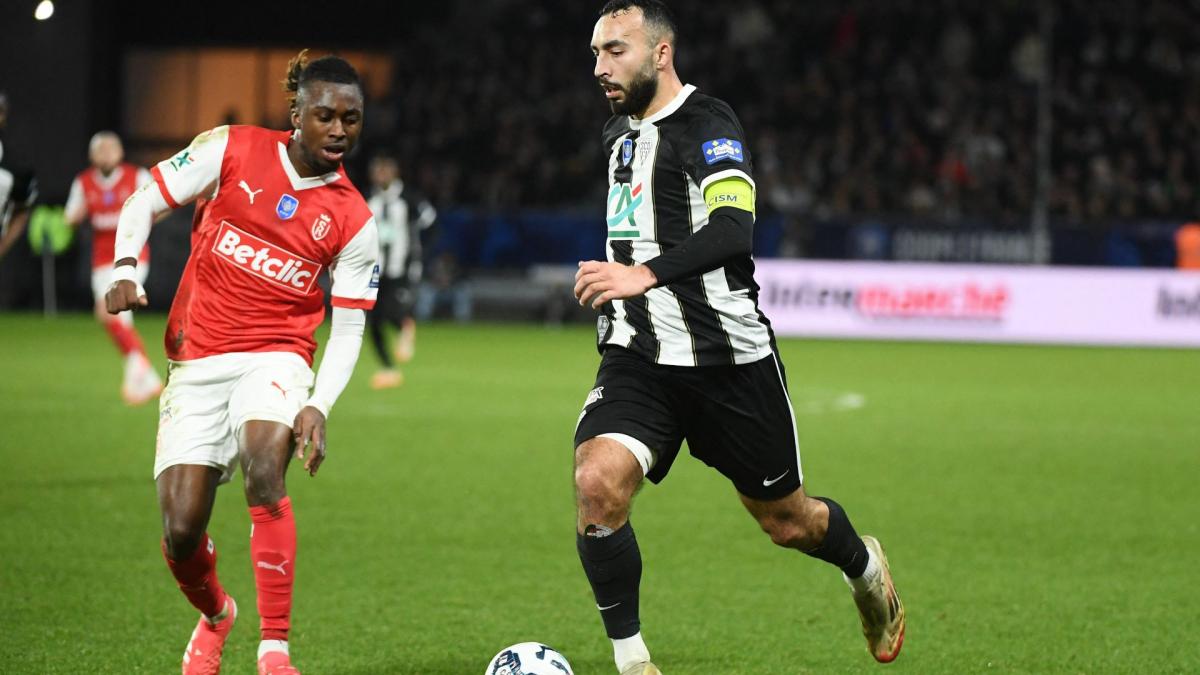 OM: nastavljaju se pregovori sa Angersom za Himada Abdellija