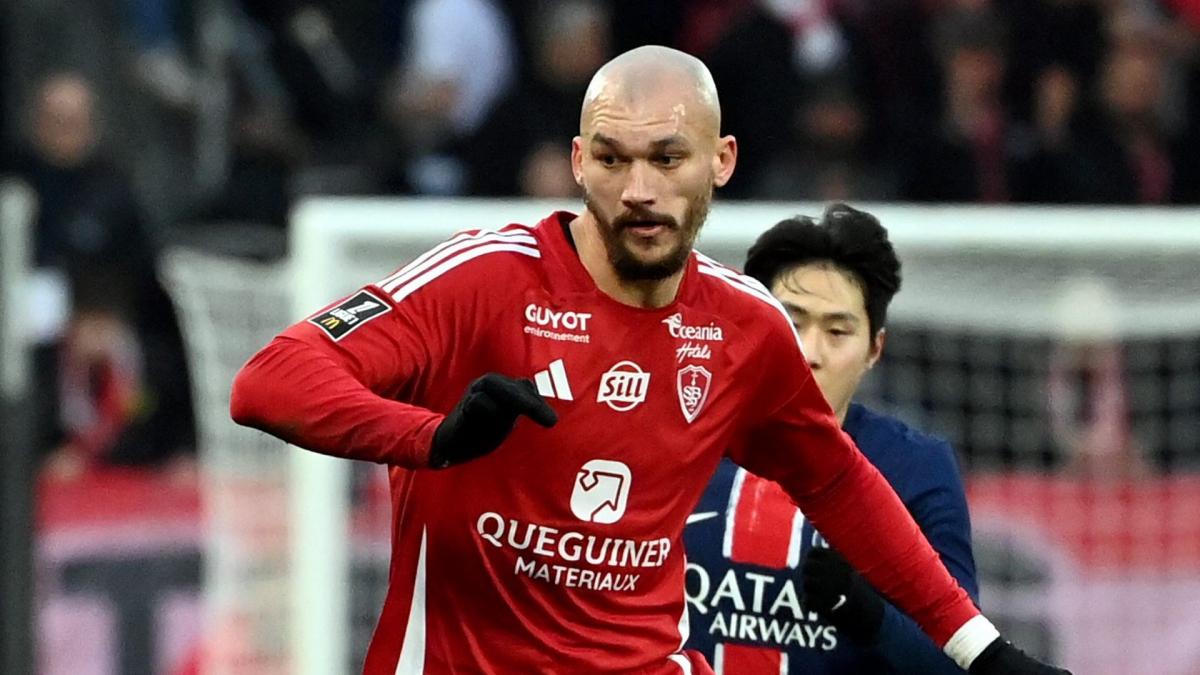 Paris FC preuzima Ludovic Ajorque