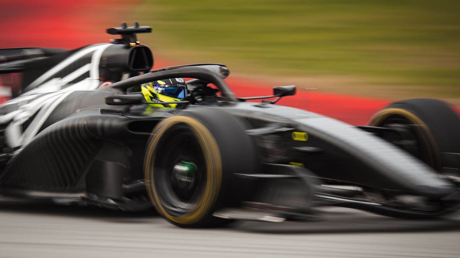 Cadillac running Barcelona