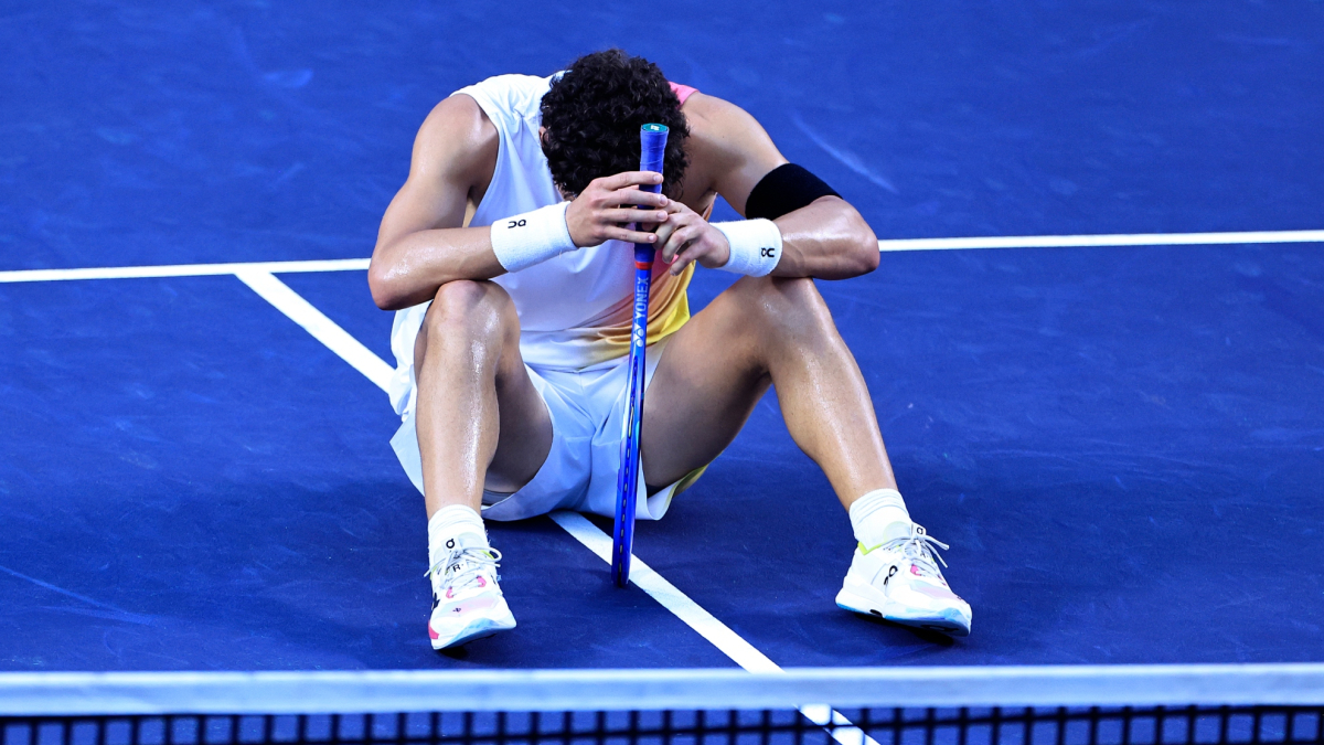 Šelton čuva tri meč lopte da pobedi Frica u finalu Dalasa