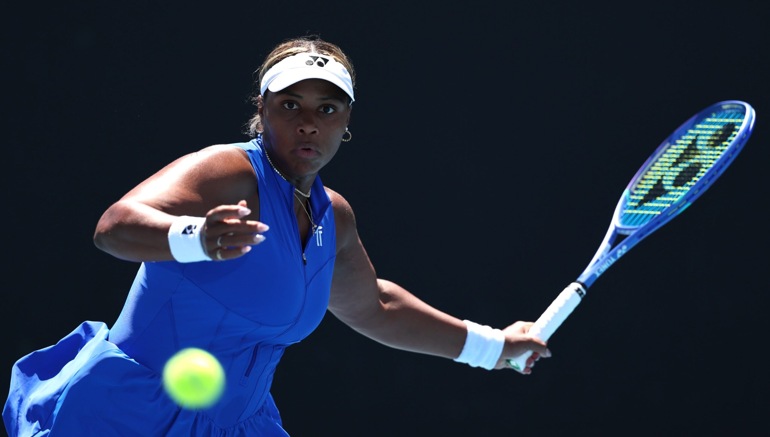 Tejlor Taunsend se bori u prvom polufinalu VTA singla u karijeri u Ostinu