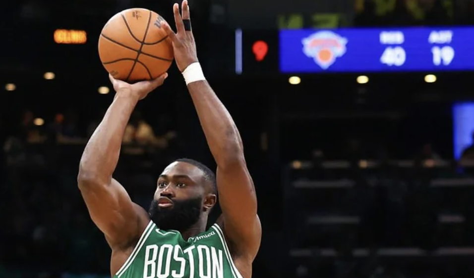5-Time NBA All Star Džejlen Braun zadirkuje buduću MMA karijeru