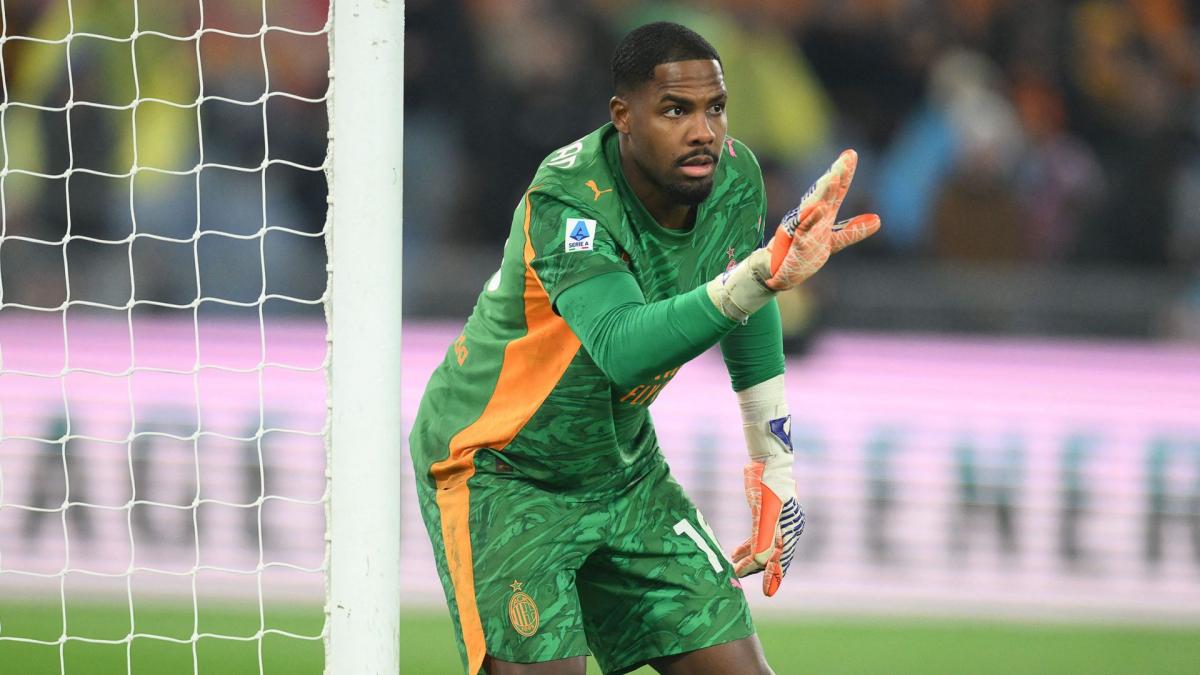 AC Milan: Ogromna knedla Mikea Mainjana
