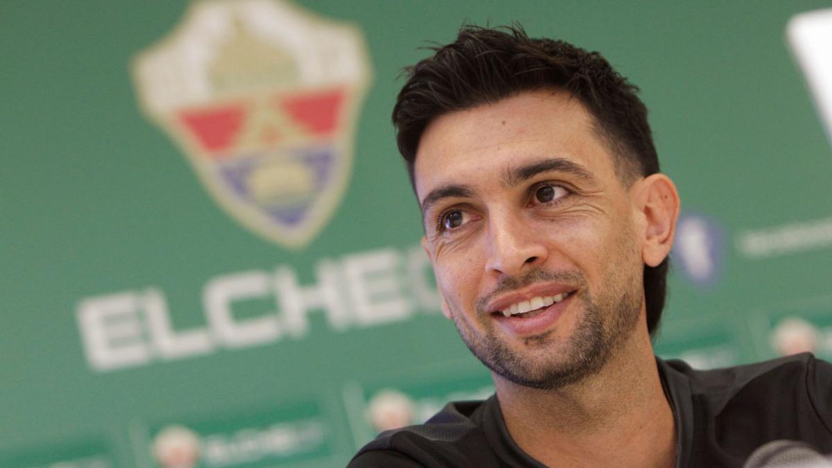 Havijer Pastore i Robert Pires će učestvovati u meču legendi